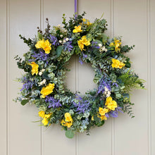 Load image into Gallery viewer, Daffodil Wreath