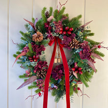 Load image into Gallery viewer, Christmas Hydrangea Wreath