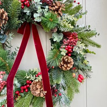 Load image into Gallery viewer, Very Berry Wreath - Medium - Field & Rose