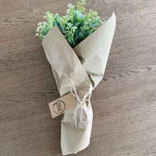 Load image into Gallery viewer, White Seeded Foliage Bunch - Field & Rose
