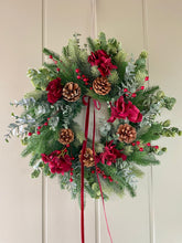 Load image into Gallery viewer, Mini Christmas Hydrangea Wreath