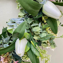 Load image into Gallery viewer, Tulip Wreath