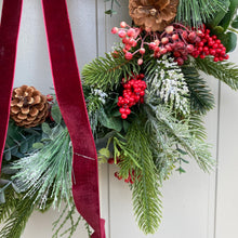 Load image into Gallery viewer, Very Berry Wreath - Medium - Field &amp; Rose
