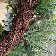 Load image into Gallery viewer, Very Berry Wreath - Large - Field &amp; Rose
