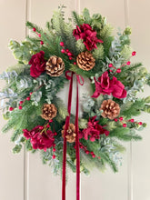 Load image into Gallery viewer, Mini Christmas Hydrangea Wreath
