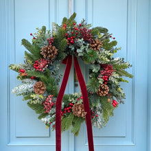 Load image into Gallery viewer, Very Berry Wreath - Medium
