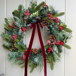 Very Berry Wreath - Medium - Field & Rose