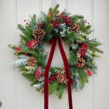Load image into Gallery viewer, Very Berry Wreath - Medium - Field &amp; Rose
