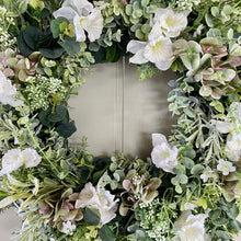 Load image into Gallery viewer, White Daffodil Wreath - Field &amp; Rose
