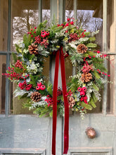 Load image into Gallery viewer, Very Berry Wreath - Large - Field &amp; Rose
