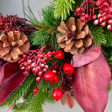 Load image into Gallery viewer, Christmas Magnolia Wreath
