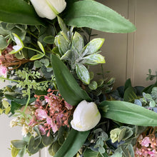 Load image into Gallery viewer, Tulip Wreath
