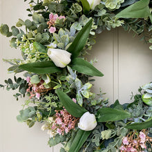 Load image into Gallery viewer, Tulip Wreath
