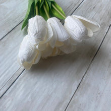 Load image into Gallery viewer, White Tulip Bunch - 48cm - Field &amp; Rose
